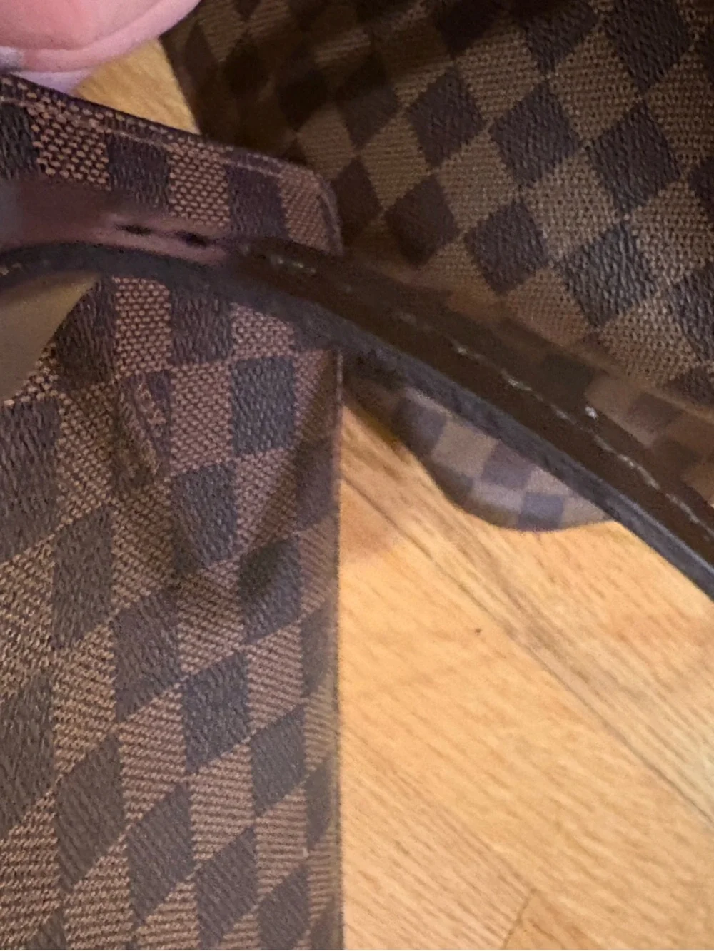 ❤️‍🔥AUTHENTIC❤️‍🔥 Louis Vuitton Damier Neverful MM with Red Striped Interior - Picture 5 of 6